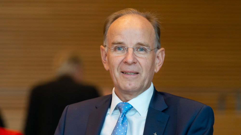 Das Schiff soll ausschließlich aus Spenden finanziert werden, betonte der hannoversche Landesbischof Ralf Meister.