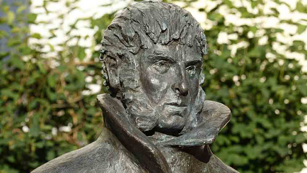 Bronzeskulptur eines Kopfes