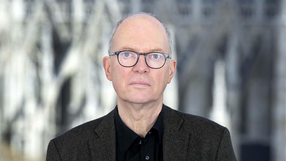 Porträt älterer Mann mit Brille