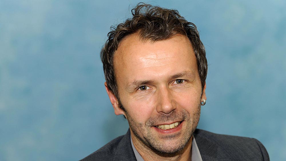 Porträtfoto Mann mit Drei-Tage-Bart