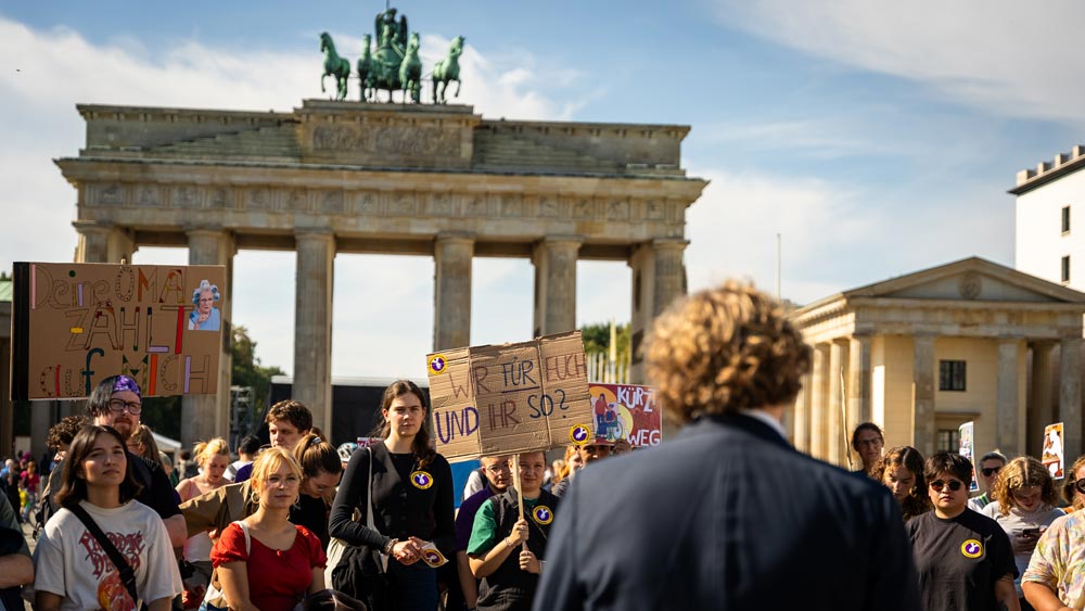 Demonstration vor dem Brandenburger Tor